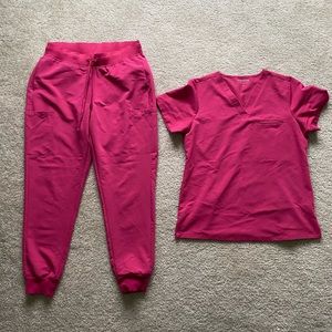 Medium magenta regular mandala scrub set.